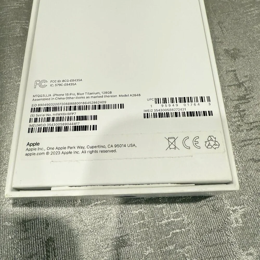 iphone 15 Pro Empty box, excellent condition